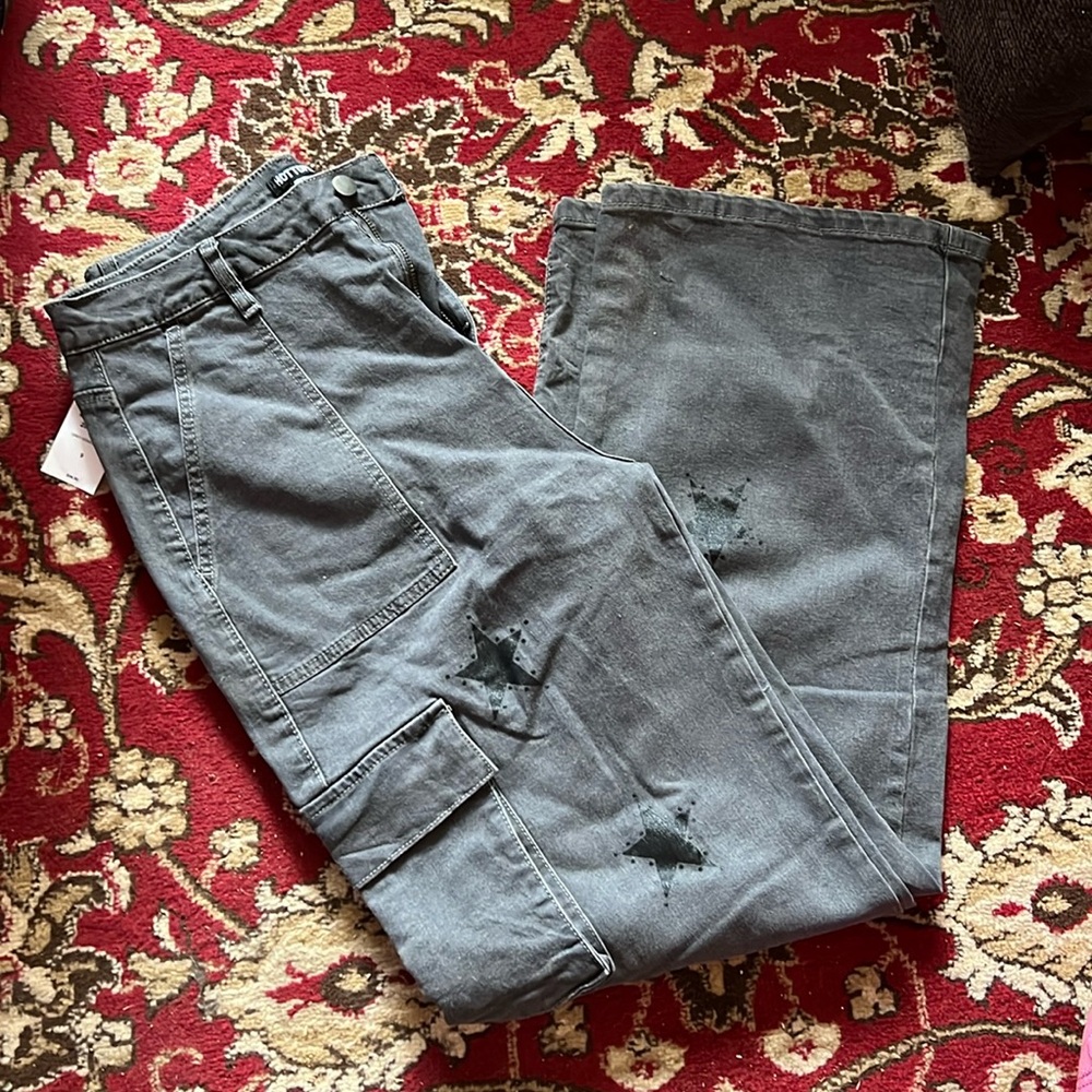 Hot Topic Grey Star Cargo Jeans